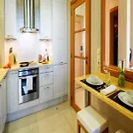 The Residences Ξενοδοχείο 5*