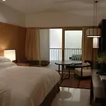 Ξενοδοχείο The Residences 5*
