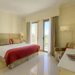 The Residences Ξενοδοχείο 5*