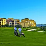 Ξενοδοχείο The Residences 5*