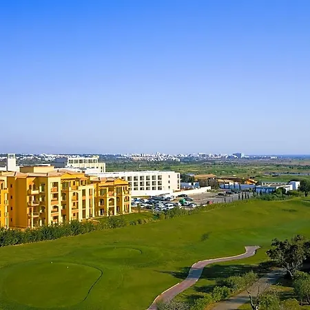 The Residences מלון 5*