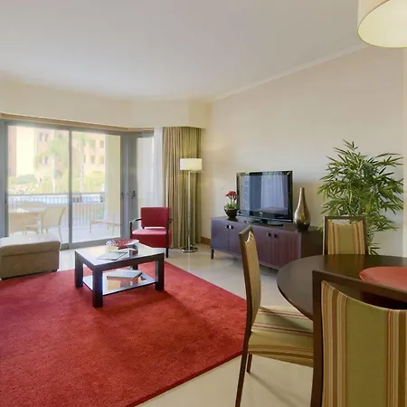 Hotel The Residences