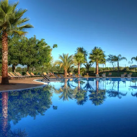 The Residences Отель 5*