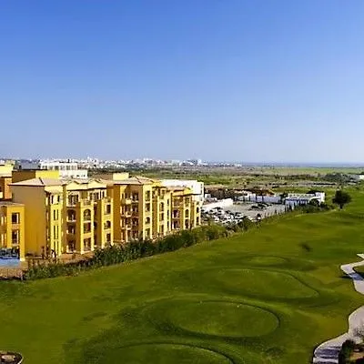 The Residences Отель 5*