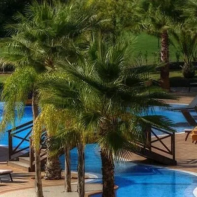 The Residences Отель 5*